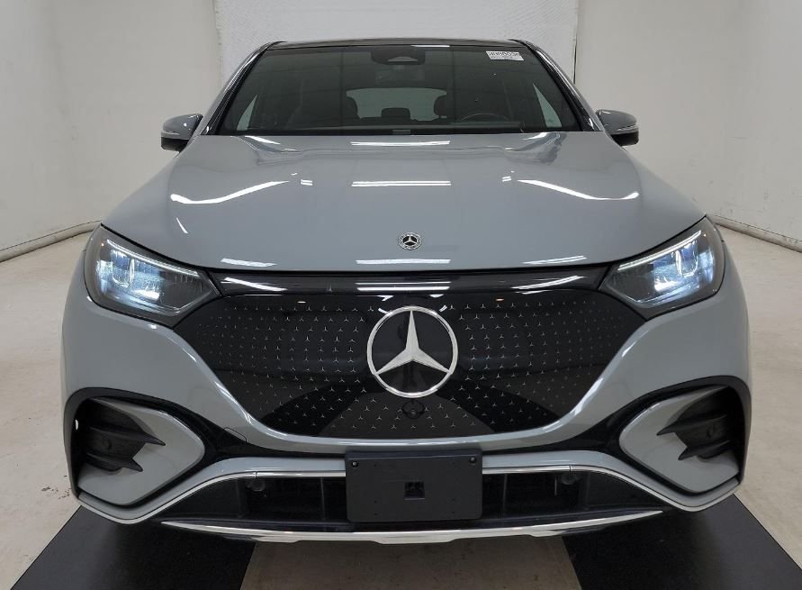 Used 2023 Mercedes-Benz EQE SUV Base with VIN 4JGGM2CB8PA034862 for sale in Kansas City, KS
