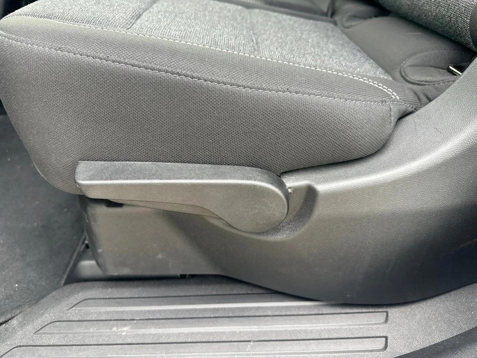 2025 GMC Acadia Elevation - Photo 24