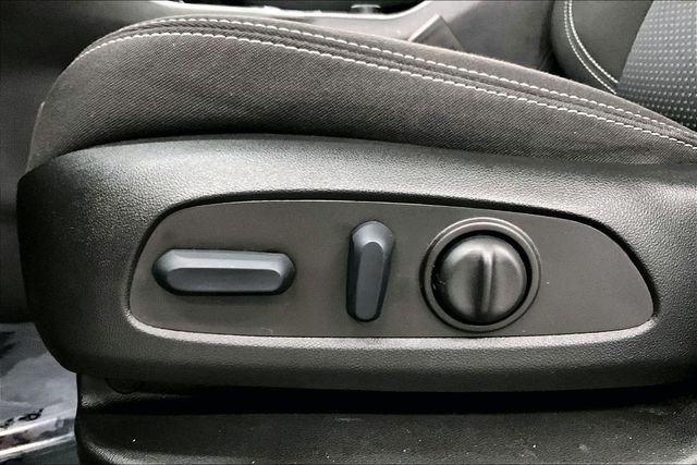 2023 GMC Terrain SLE - Photo 31