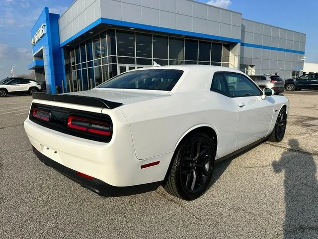 2023 Dodge Challenger R/T - Photo 30