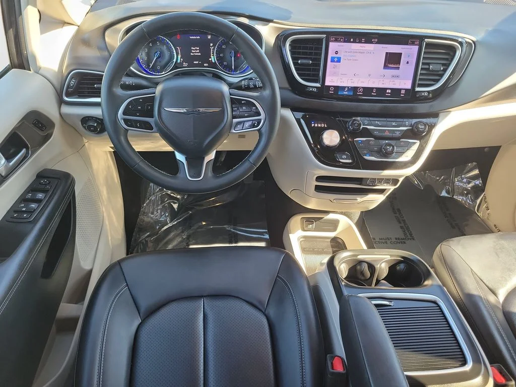 Certified Used 2024 Black Chrysler Touring L image 16
