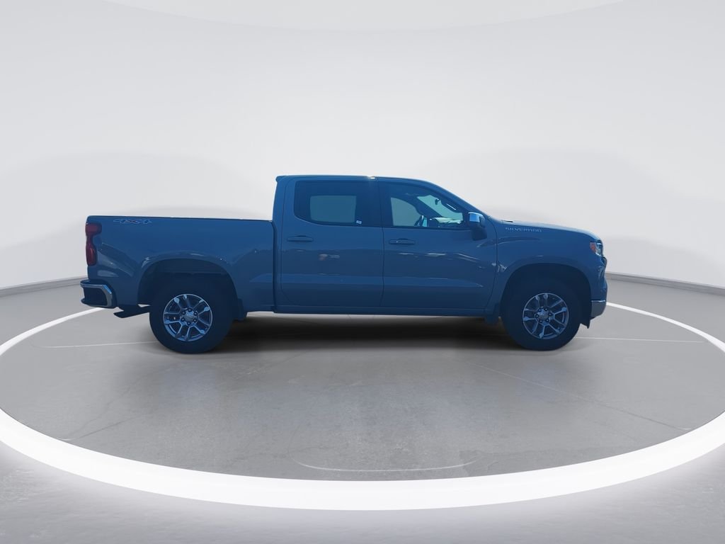 2024 Chevrolet Silverado 1500 LT - Photo 9