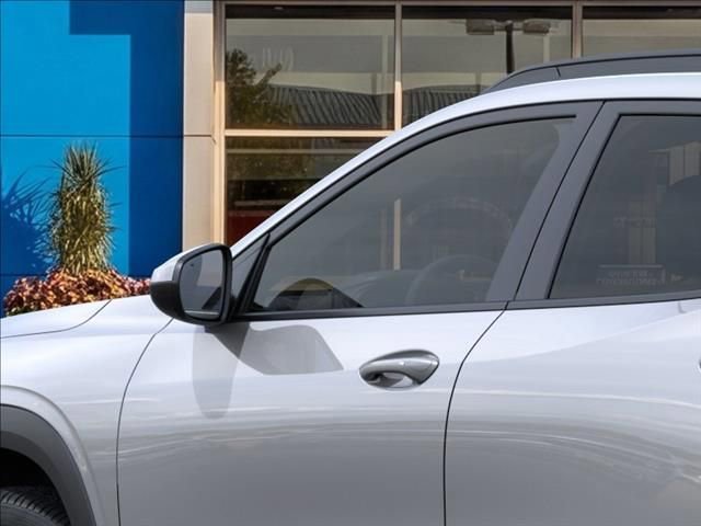 2026 Chevrolet Trax LT - Photo 12