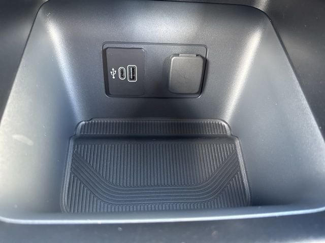 New 2026 Star White Metallic Tri-Coat Ford Tremor® image 26
