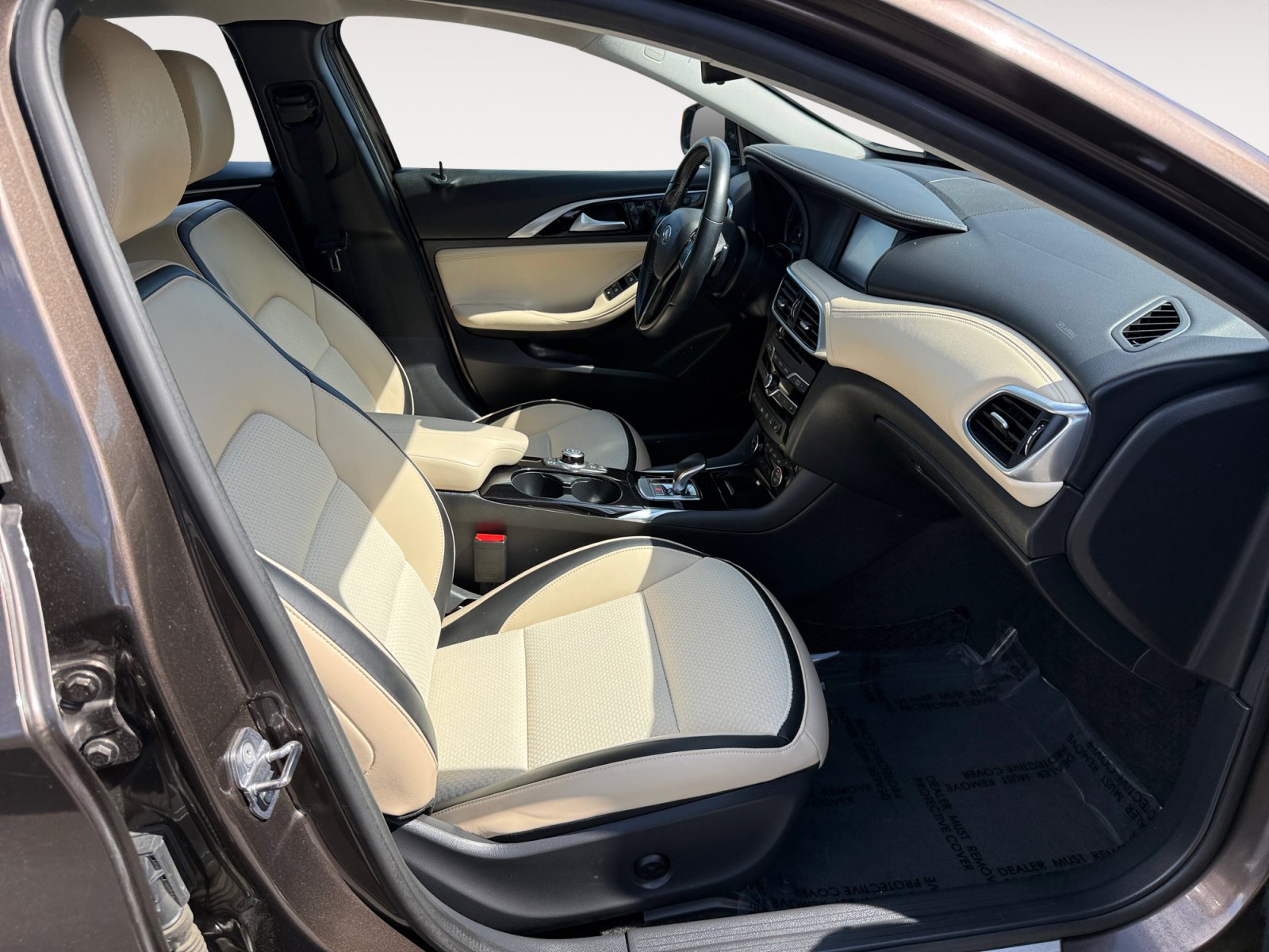 Used 2019 Chestnut INFINITI LUXE image 19