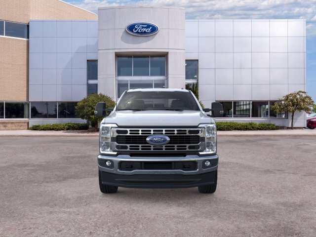 New 2026 Oxford White Ford XLT image 6