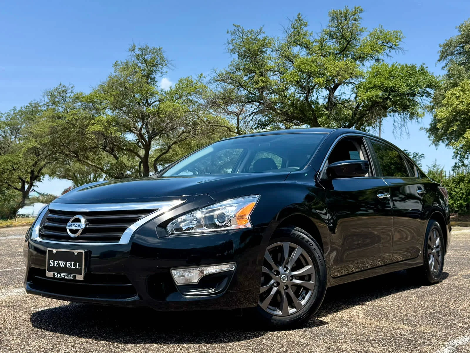 2015 Nissan Altima 2.5 S's photo