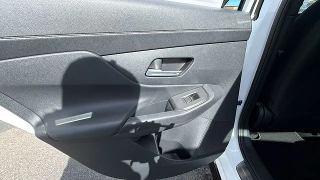 2026 Nissan Sentra SR - Photo 14