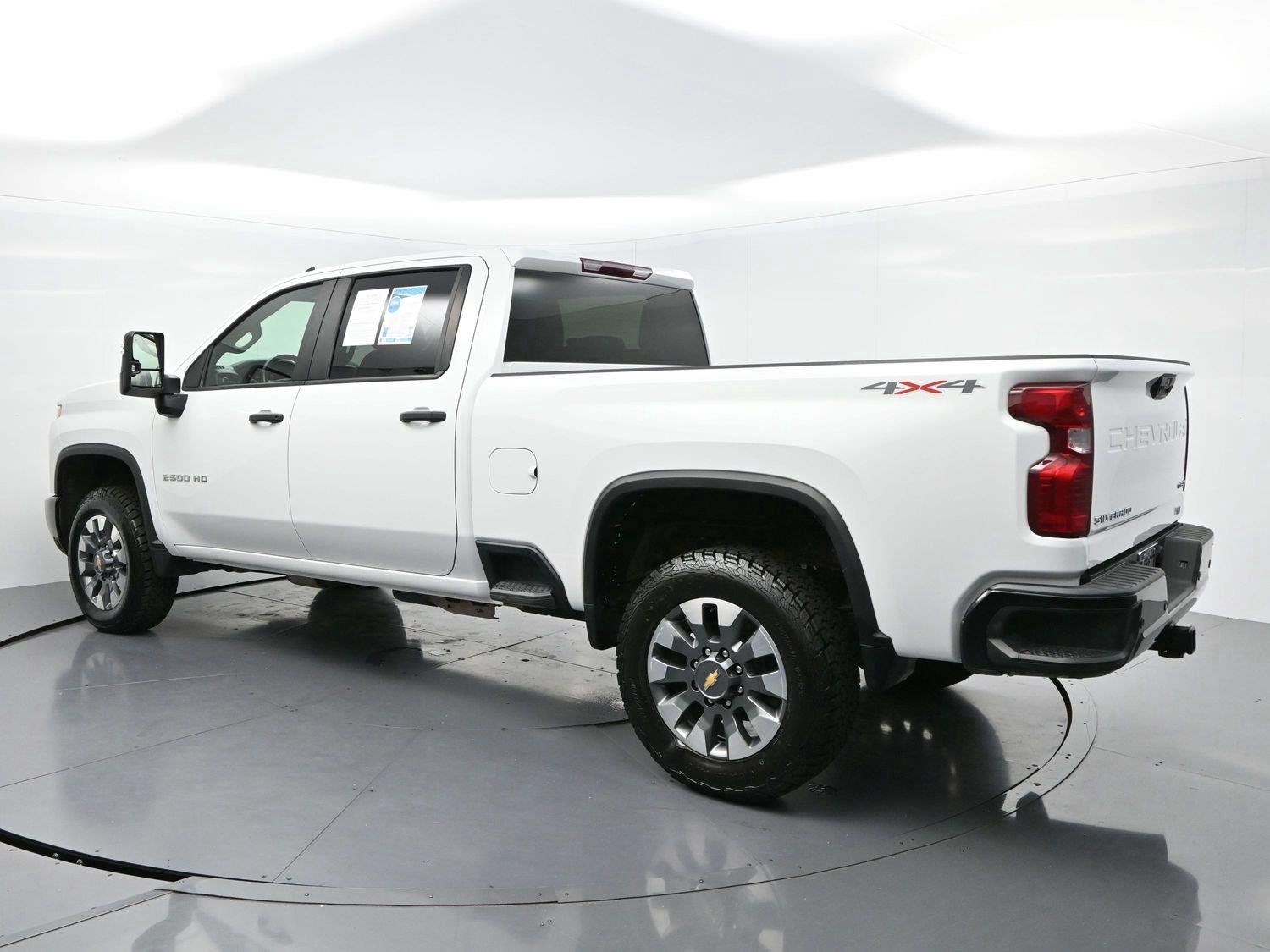 Used 2024 Summit White Chevrolet Custom image 5