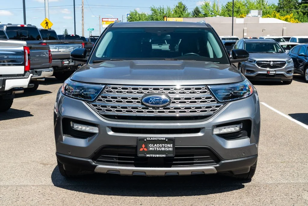 Used 2021 Gray Ford Limited image 2