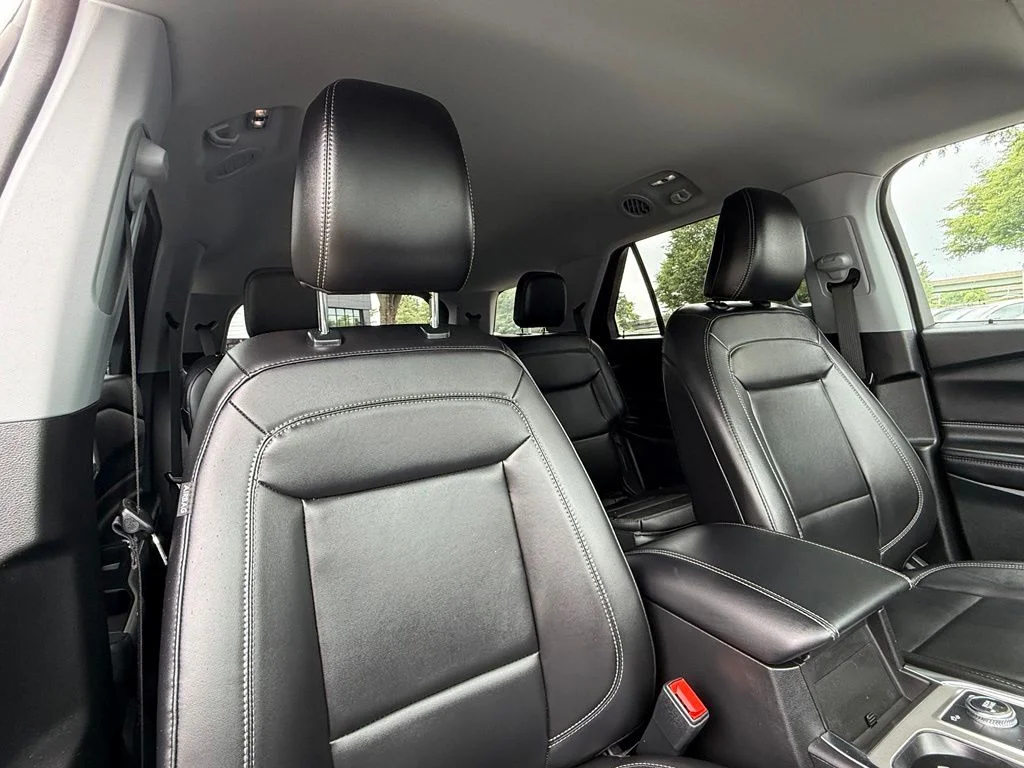 Used 2023 Gray Ford XLT image 33