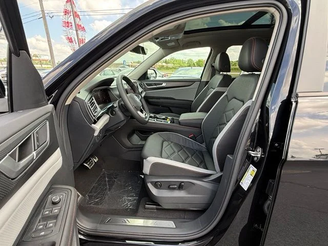 New 2026 Black Volkswagen 2.0T Peak Edition image 8