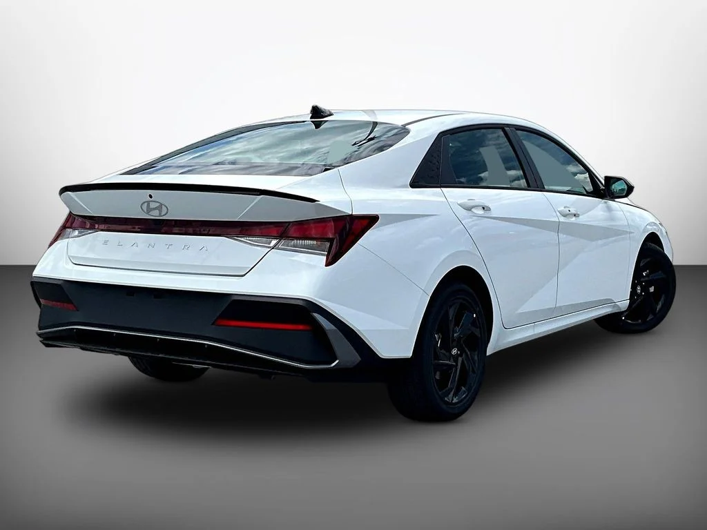 New 2026 White Hyundai SEL Sport image 14