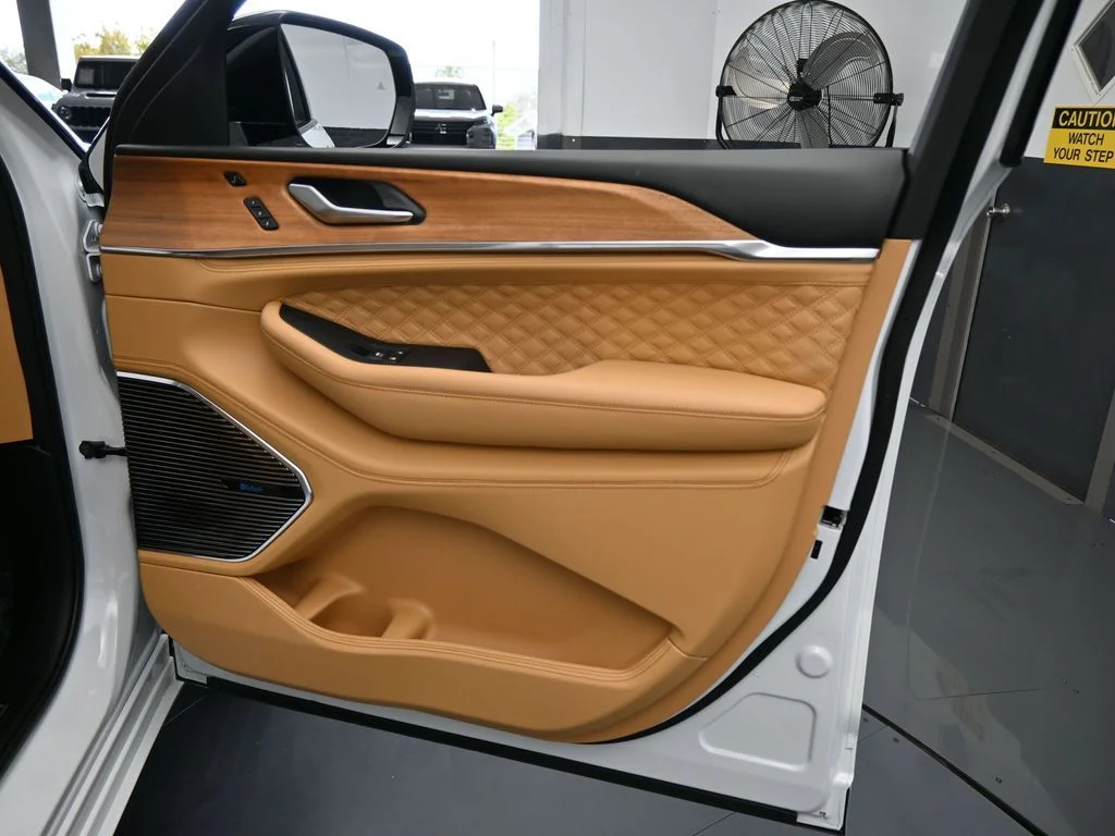2025 Jeep Grand Cherokee L Summit Reserve - Photo 67