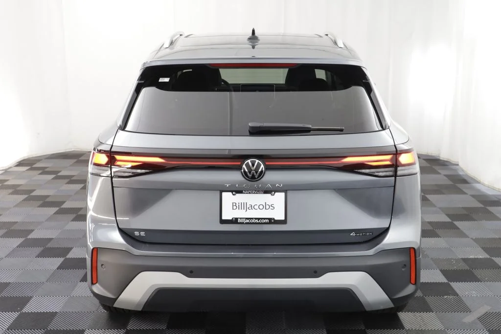 New 2026 Platinum Grey Volkswagen 2.0T SE image 17