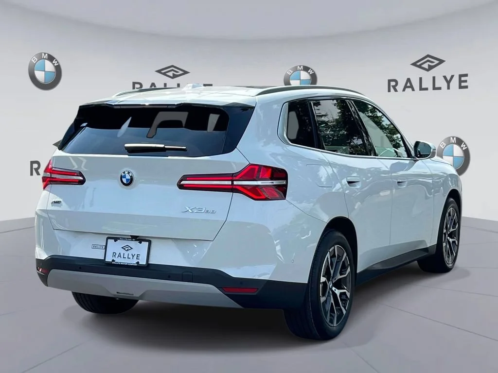 Certified Used 2026 Alpine White BMW 30 xDrive image 7