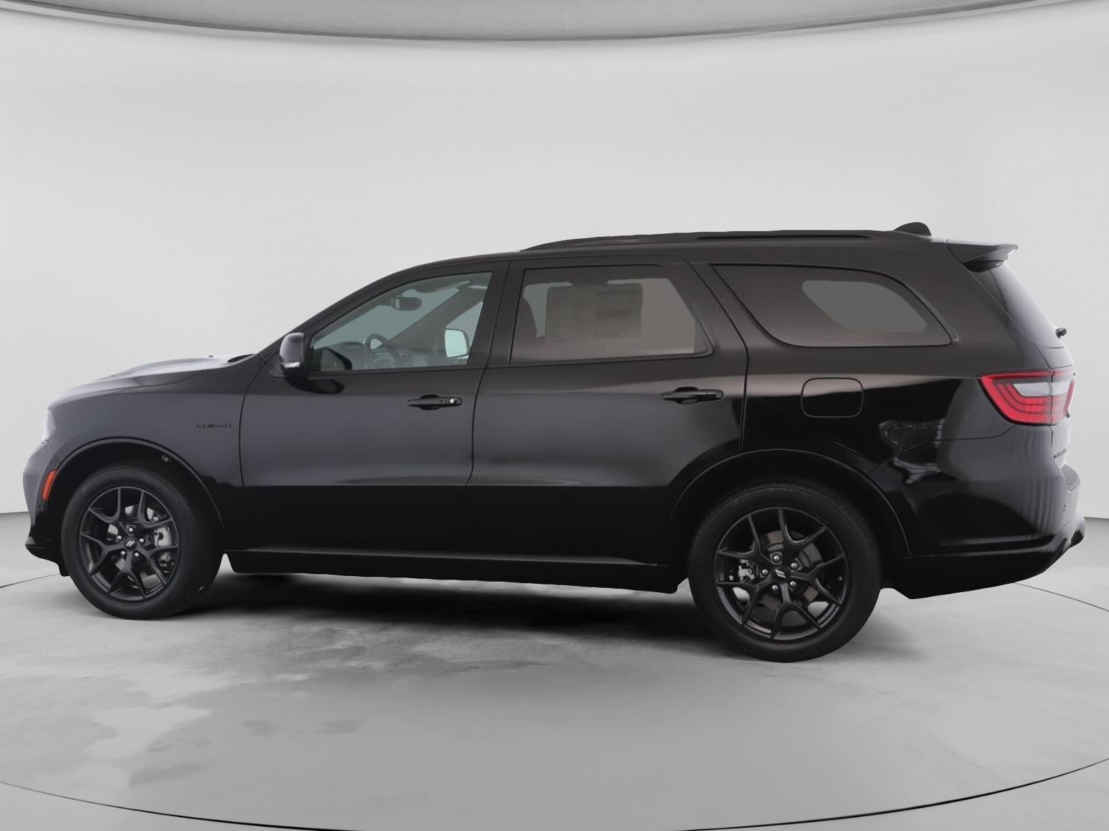 New 2026 Diamond Black Clear-Coat Exterior Paint Dodge GT HEMI V8 image 21