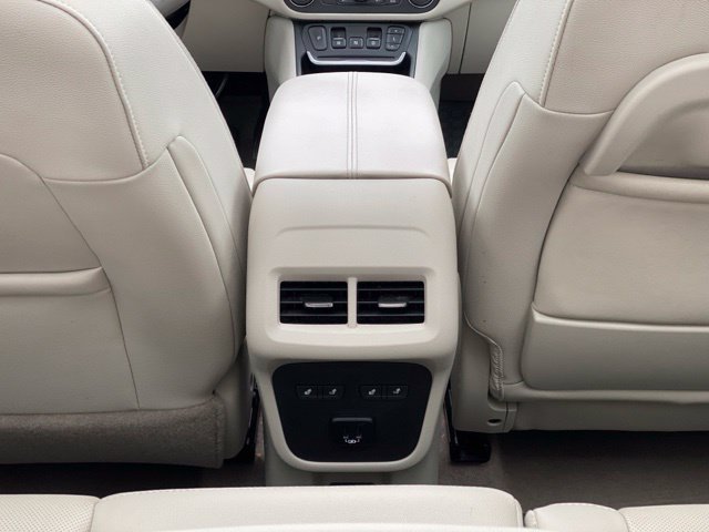 Used 2018 Gray GMC Denali image 18