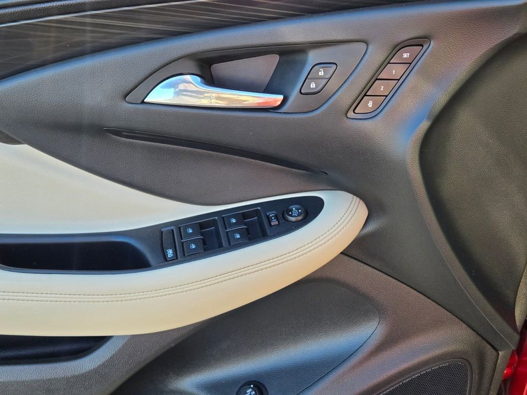 2020 Buick Envision Premium II - Photo 17