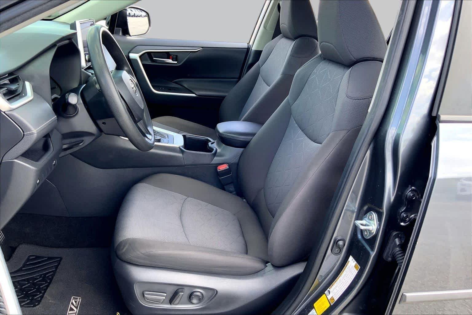 Used 2024 Magnetic Gray Metallic Toyota Hybrid XLE image 8