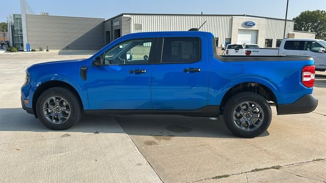 New 2025 Blue Ford XLT image 6