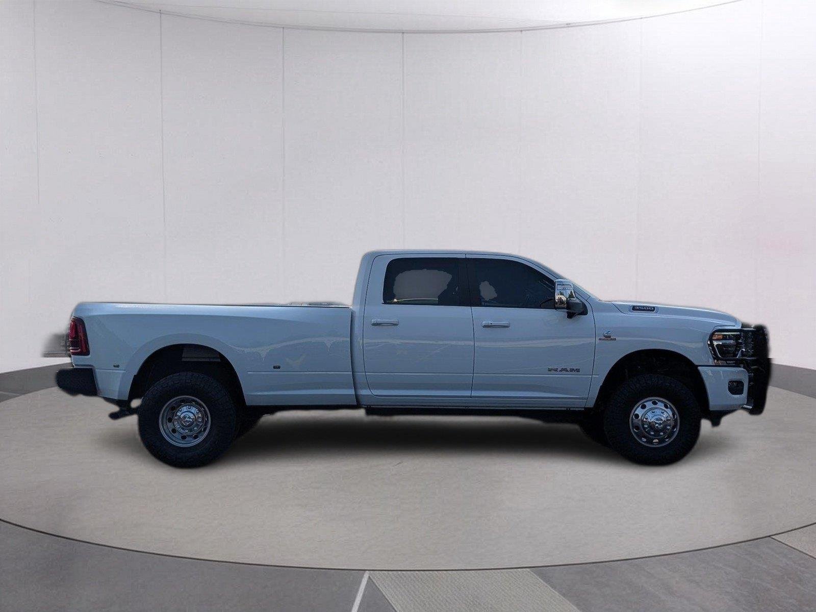 Used 2025 Bright White Clearcoat Ram Laramie image 8