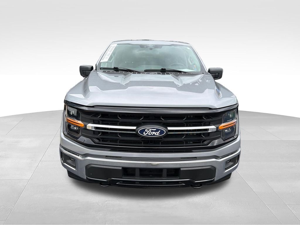 Used 2025 Silver Ford XLT image 8