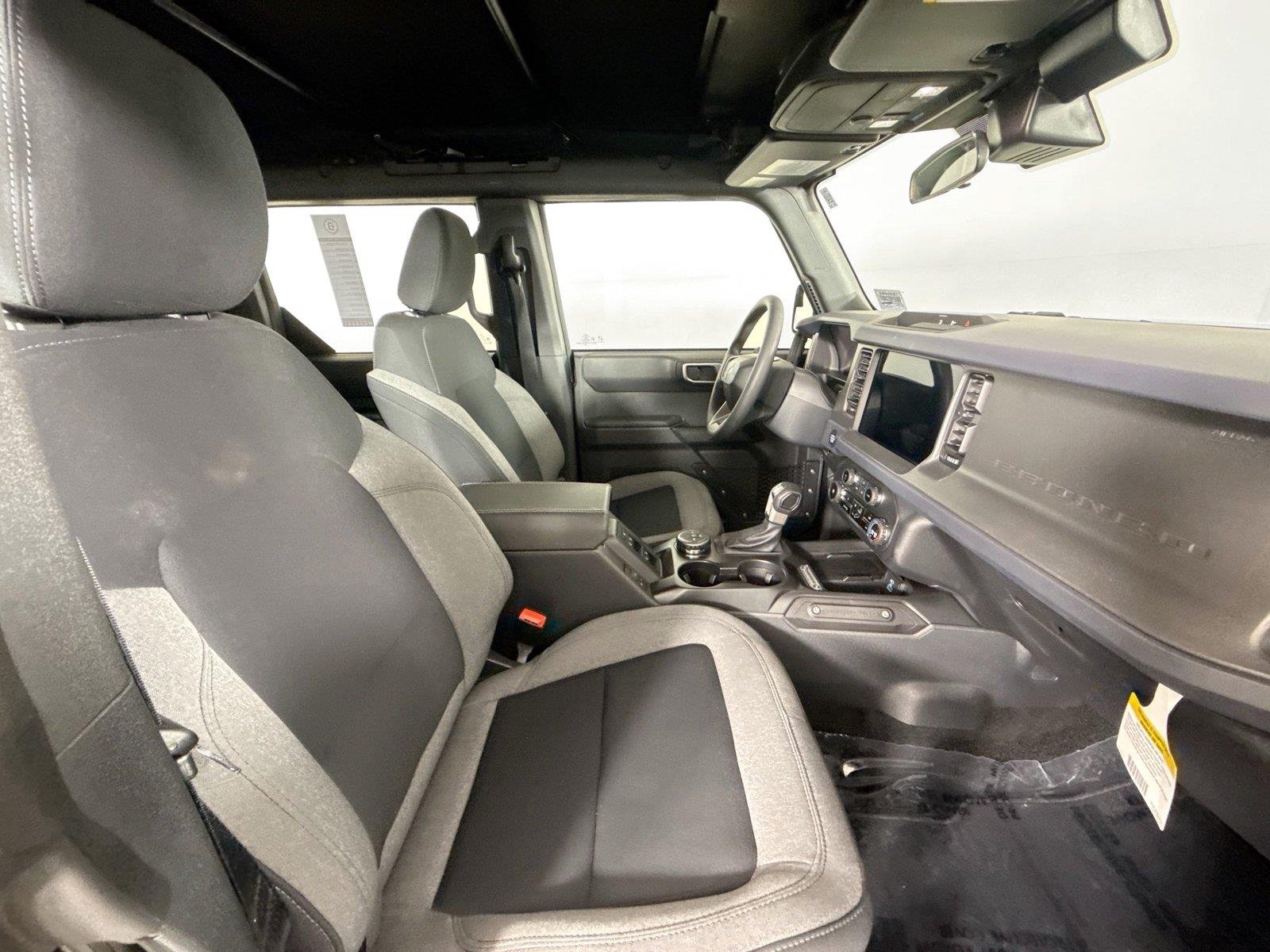 2025 Ford Bronco 4-Door Base - Photo 37