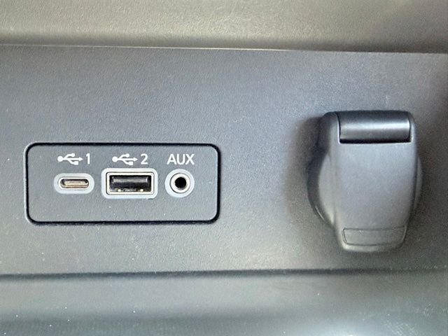 2022 Nissan Sentra SV - Photo 17
