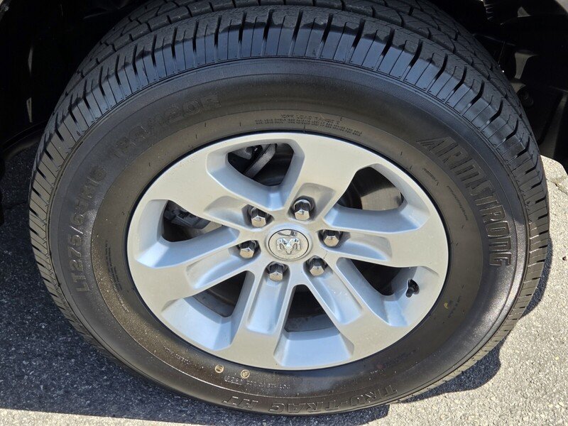 Used 2022 Gray Ram Laramie image 9