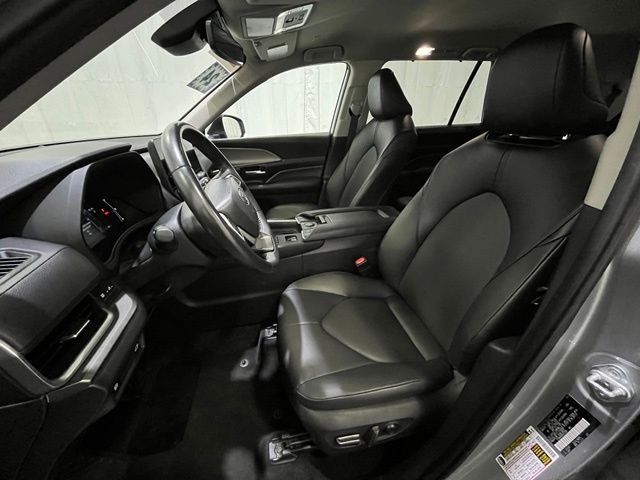 Certified Used 2024 Silver Toyota XLE image 10