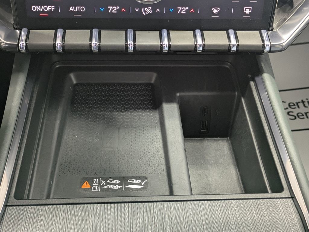 2026 GMC Acadia AT4 - Photo 25