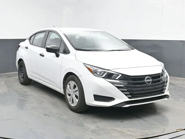 2023 Nissan Versa 1.6 S CVT's photo