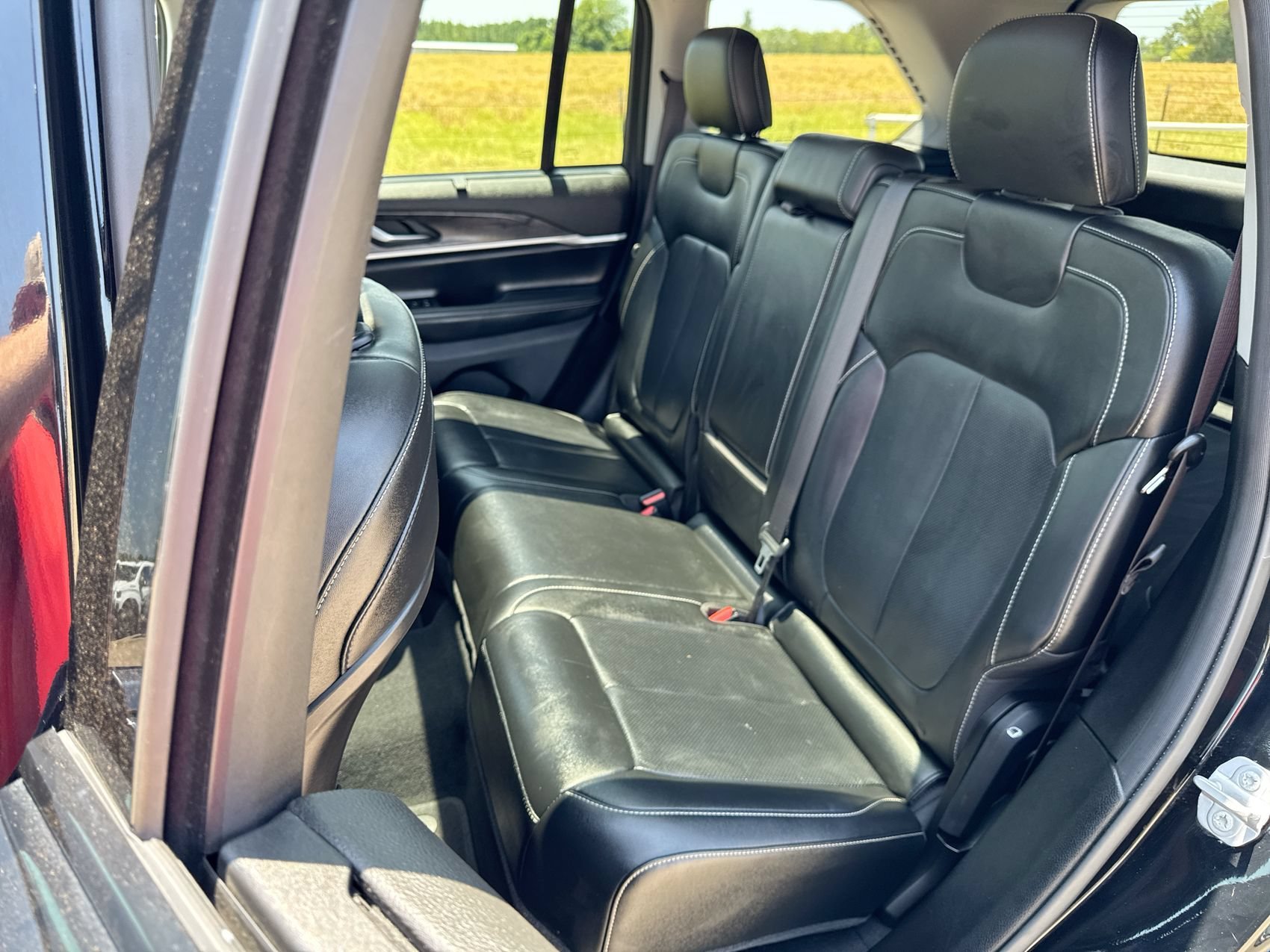 Used 2022 Pxj Diamond Black Crystal P/c Jeep BASE image 22