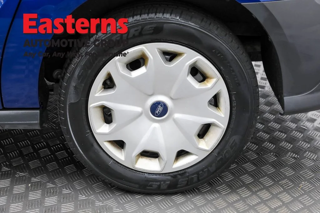 Used 2017 Blue Ford XL image 29