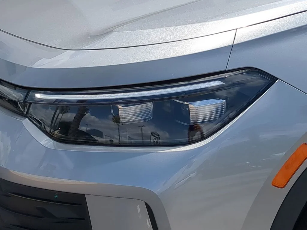 New 2026 Silver Volkswagen 2.0T SE image 7