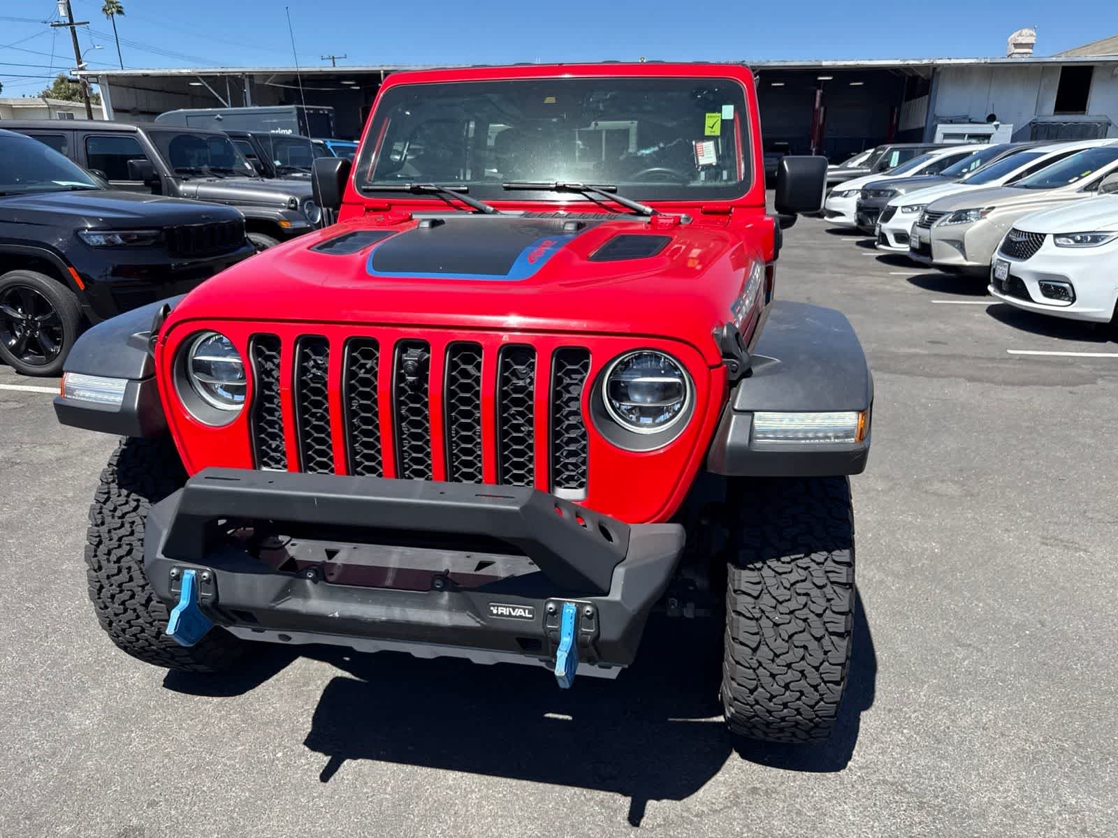 Used 2021 Firecracker Red Clearcoat Jeep Unlimited Rubicon image 3