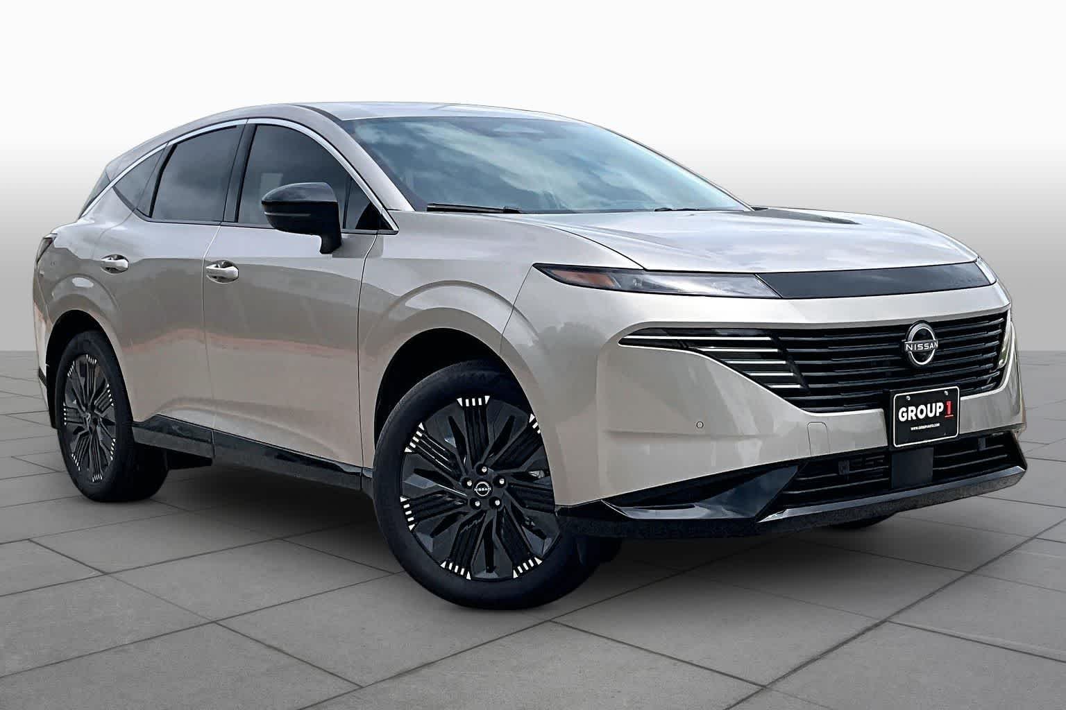 New 2026 Champagne Silver Metallic Nissan Platinum image 2
