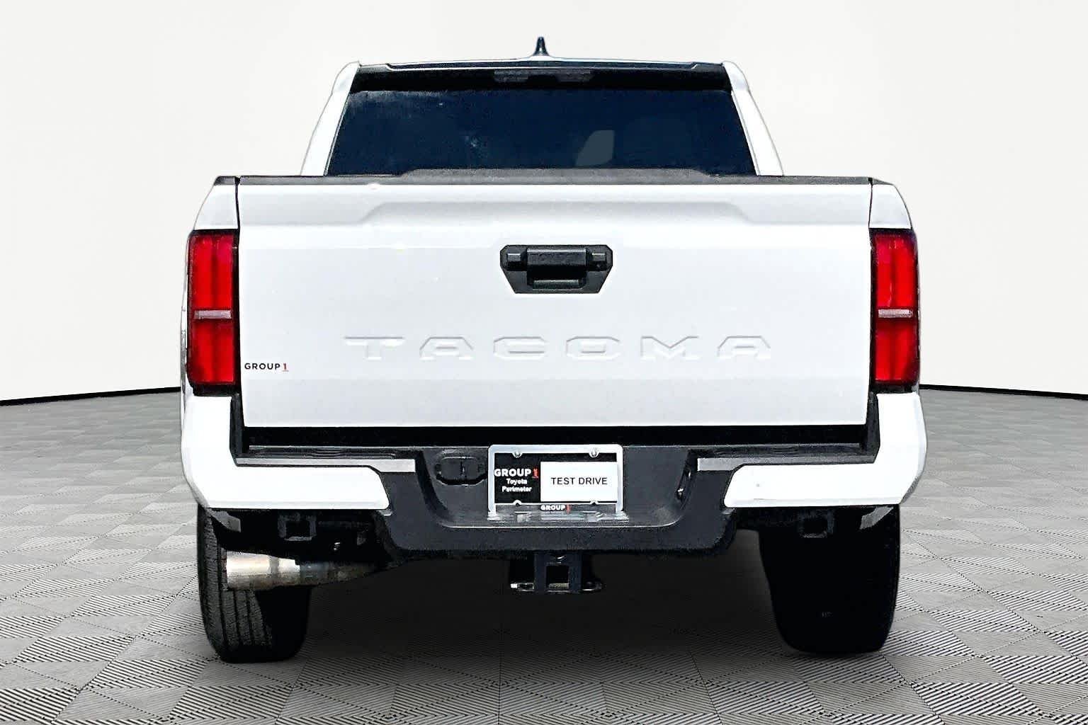 Used 2025 Ice Cap Toyota SR5 image 5