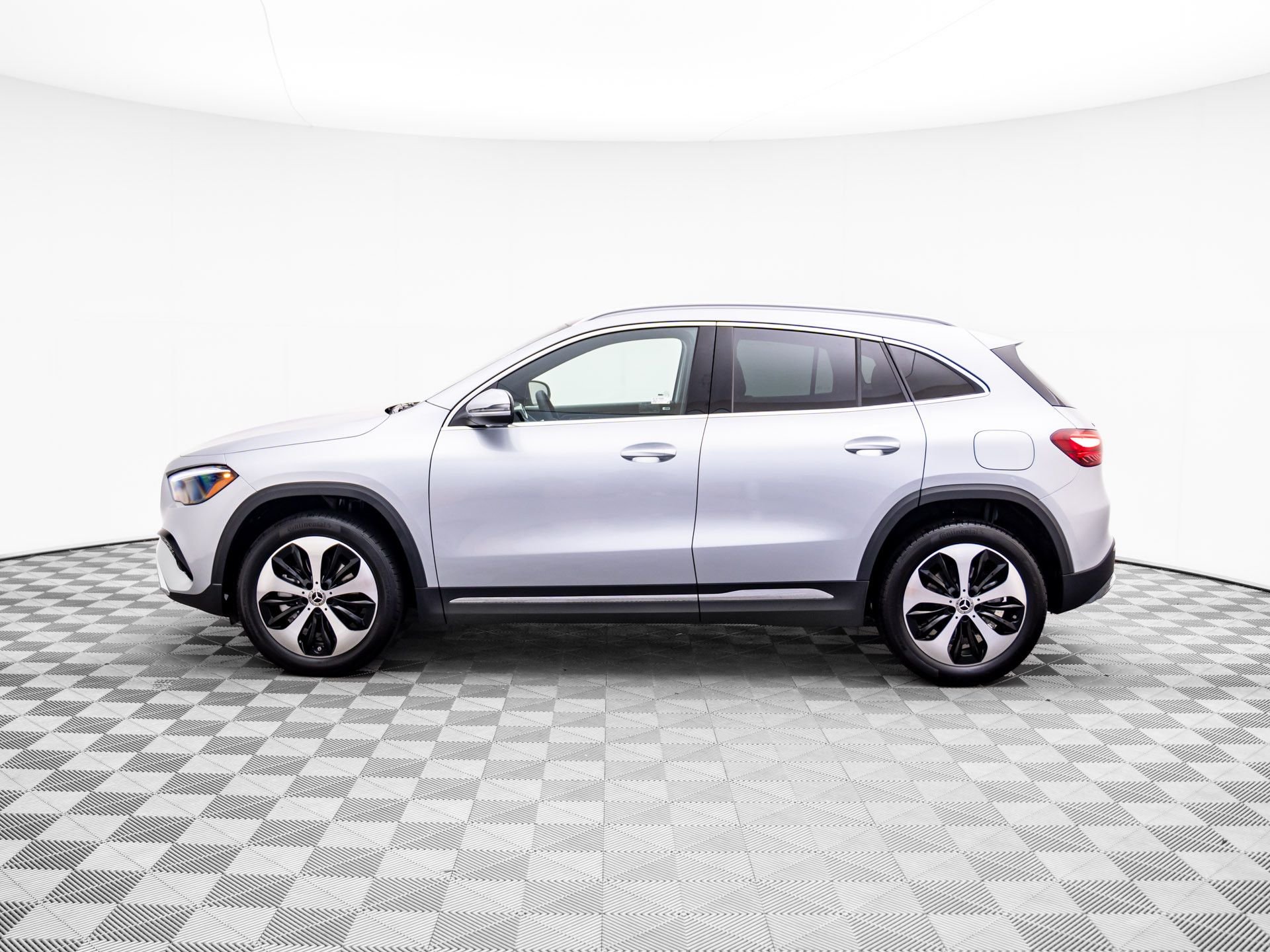 Certified Used 2026 Silver Mercedes-Benz GLA 250 image 2