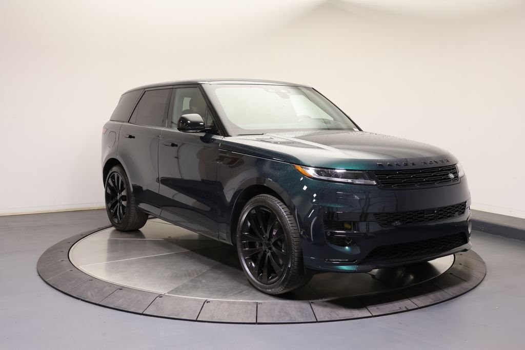 New 2026 British Racing Green Land Rover Dynamic SE image 7