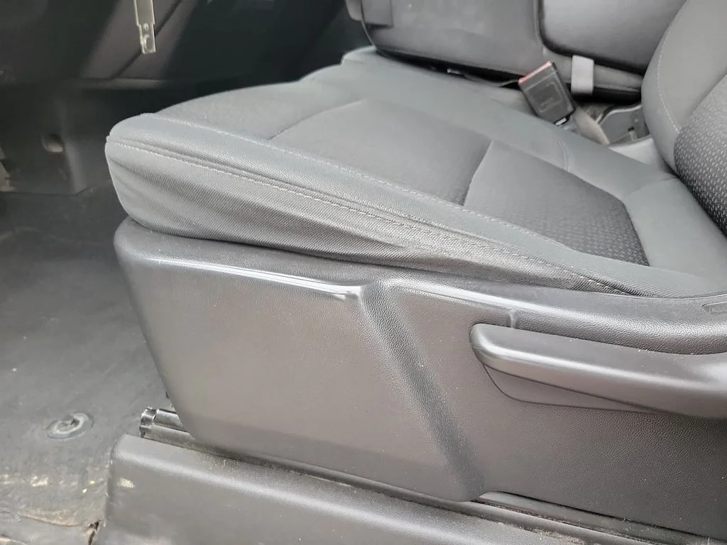 Used 2021 Summit White Chevrolet Custom image 12