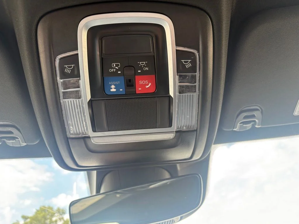 Used 2024 White Ram Laramie image 23