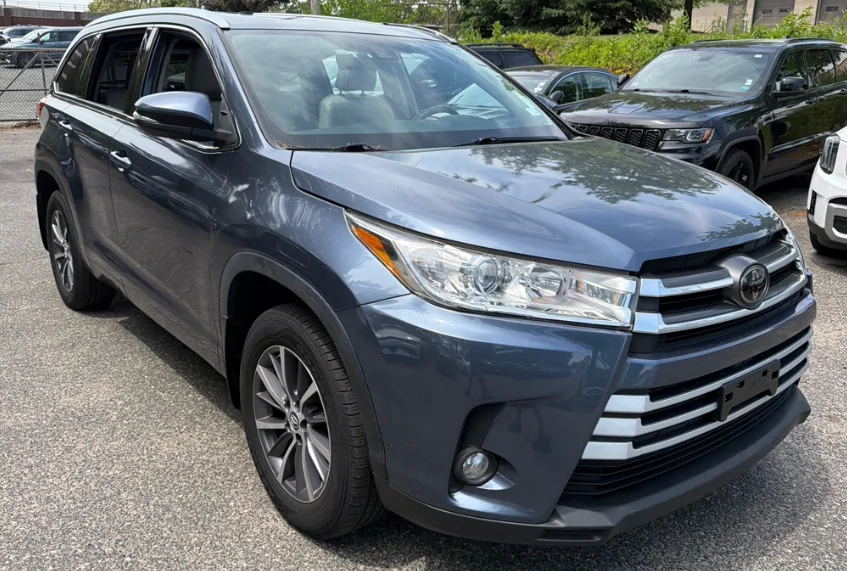 2018 Toyota Highlander XLE 4x4 V6's photo