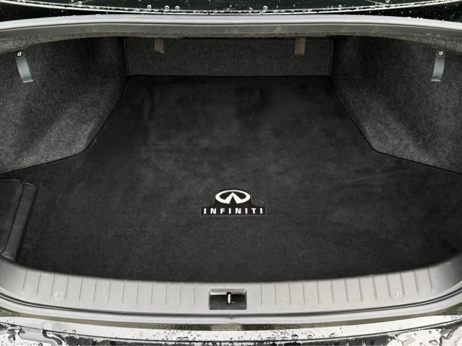 Certified Used 2019 Midnight Black INFINITI 3.0t SPORT image 27