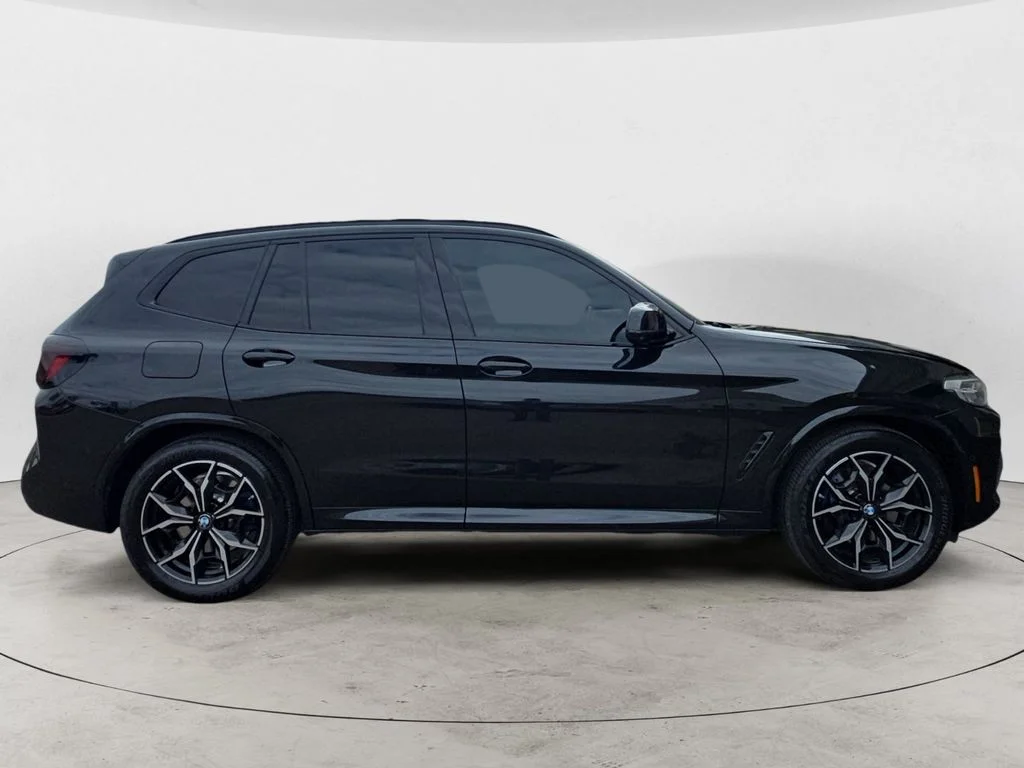 Used 2023 Black BMW M40i image 7