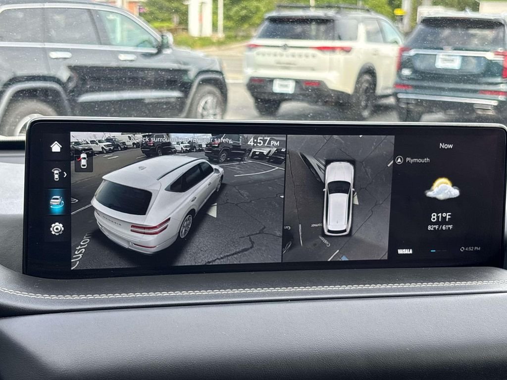 Used 2024 White Genesis 3.5T image 23