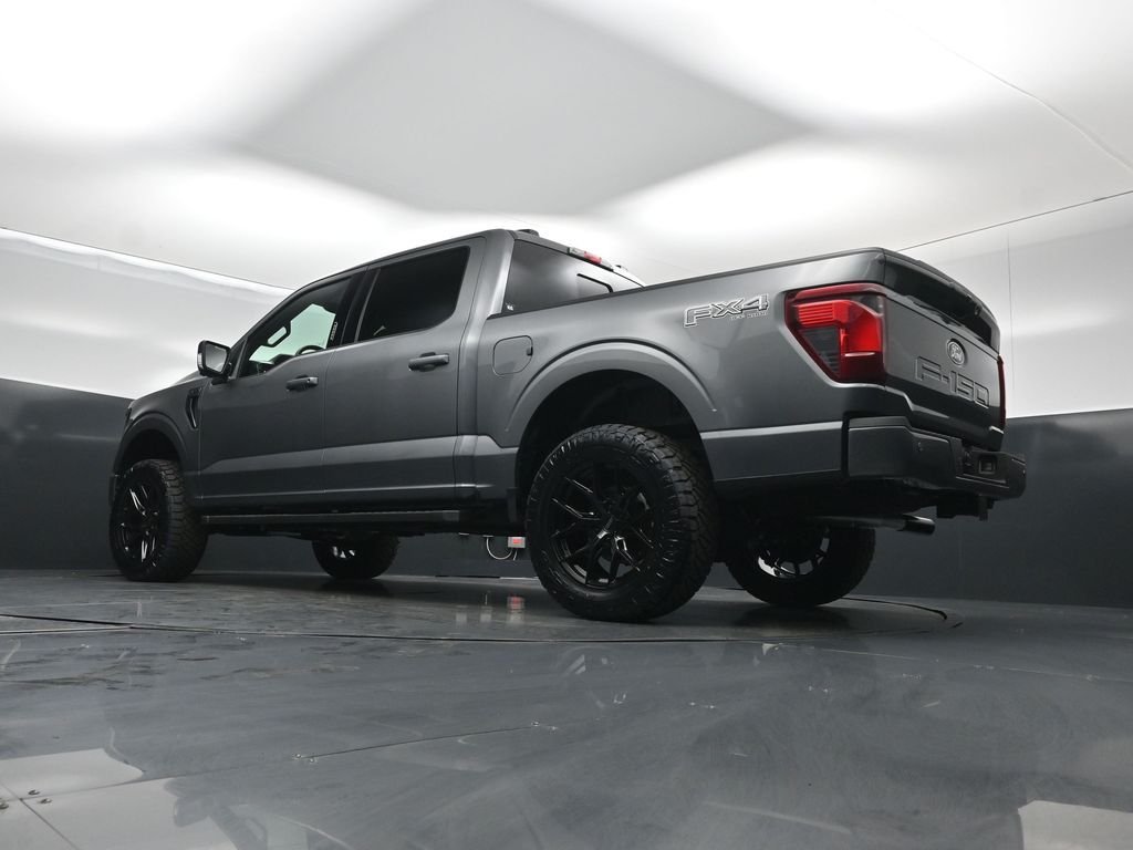 New 2026 Carbonized Gray Metallic Ford XLT image 44