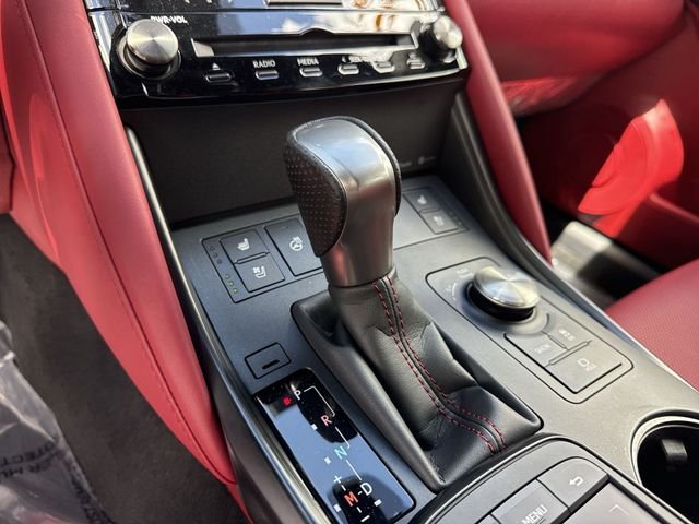 2024 Lexus IS 350 F SPORT - Photo 20