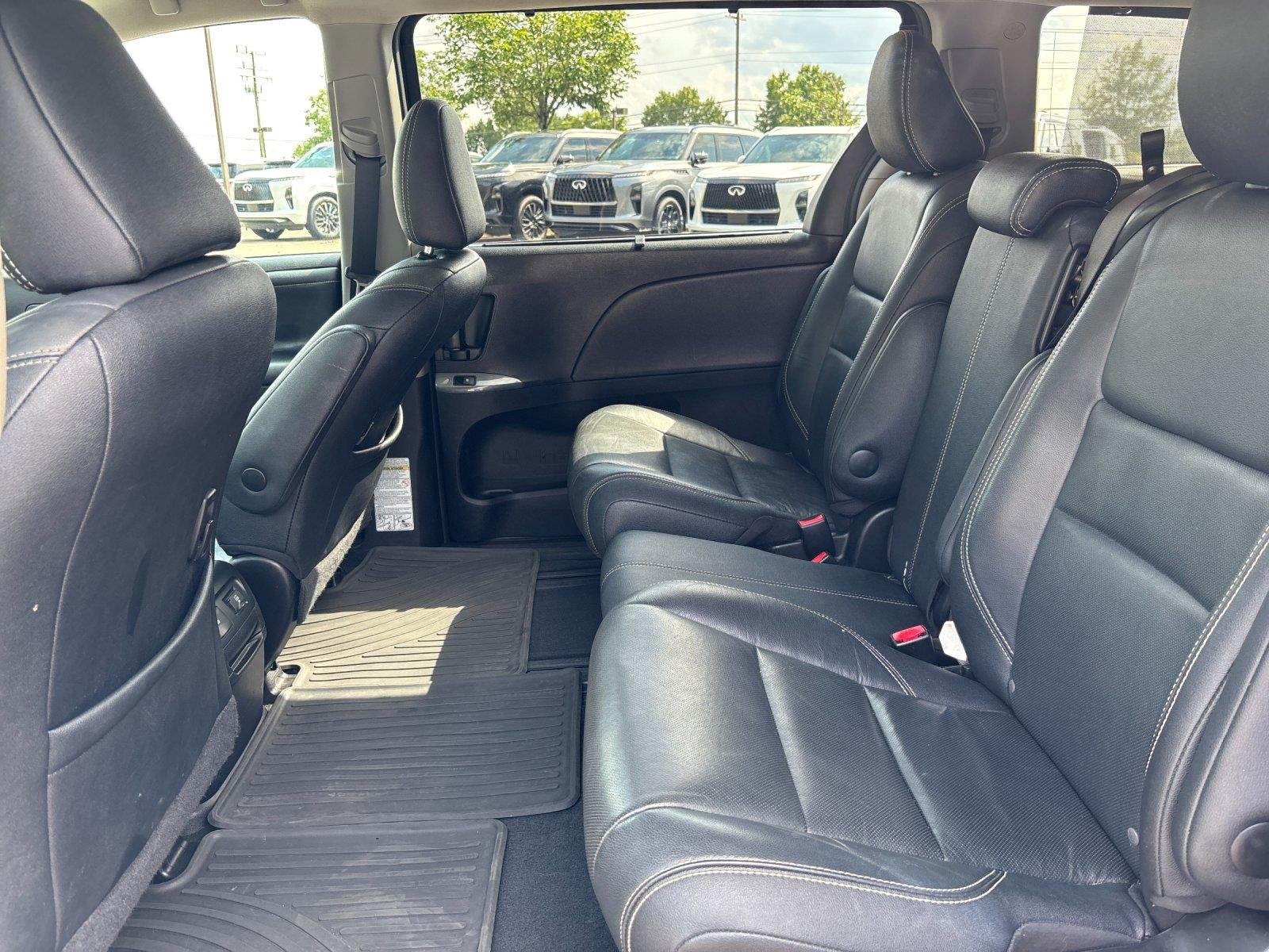 Used 2016 Midnight Black Metallic Toyota SE image 31
